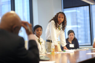 Fox Rothschild Gives Philadelphia High School Students a Glimpse
Into the Legal Profession