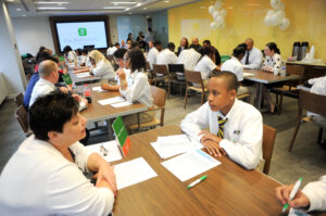 Fox Rothschild Gives Philadelphia High School Students a Glimpse
Into the Legal Profession